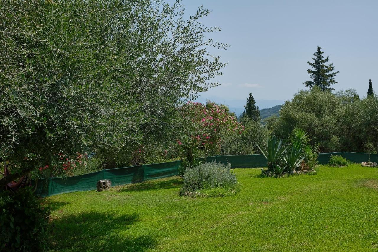 Villa Boukari Chlomos Exterior foto