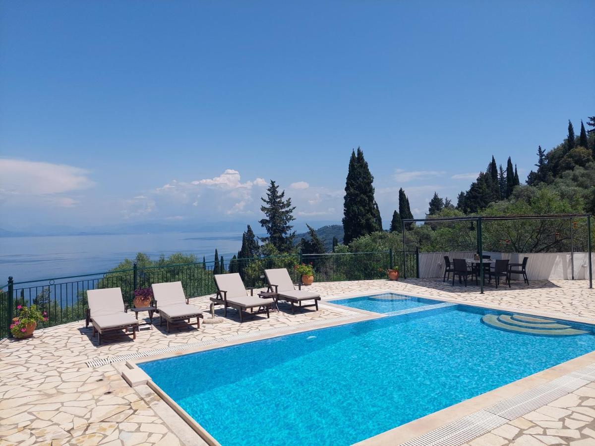 Villa Boukari Chlomos Exterior foto