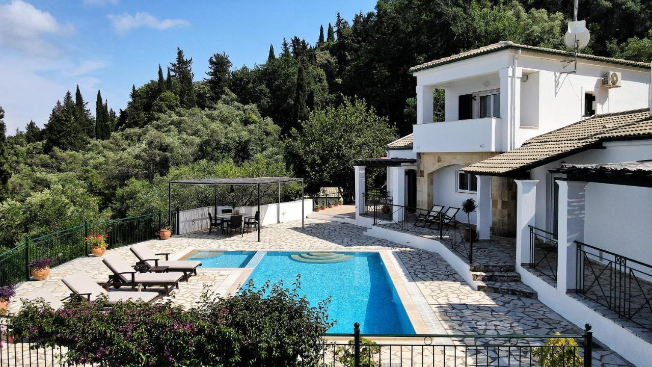 Villa Boukari Chlomos Exterior foto